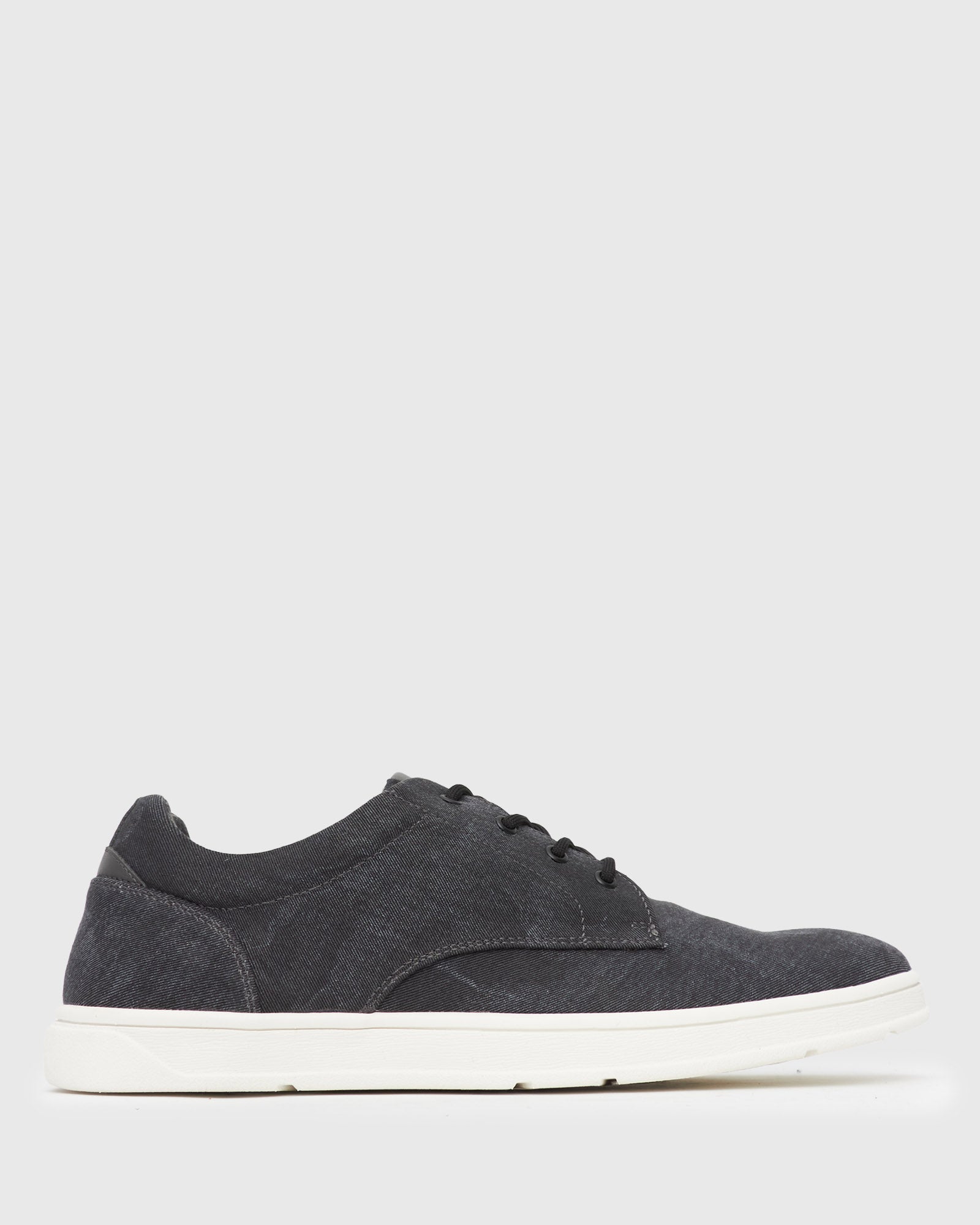 LEROY Lace-Up Sneakers