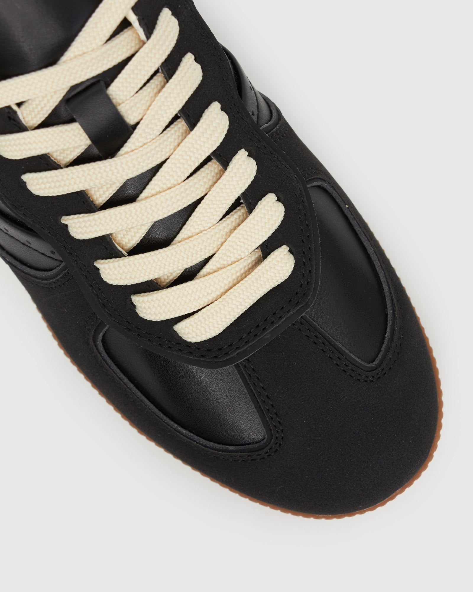 JUSTIN Low-Top Sneakers