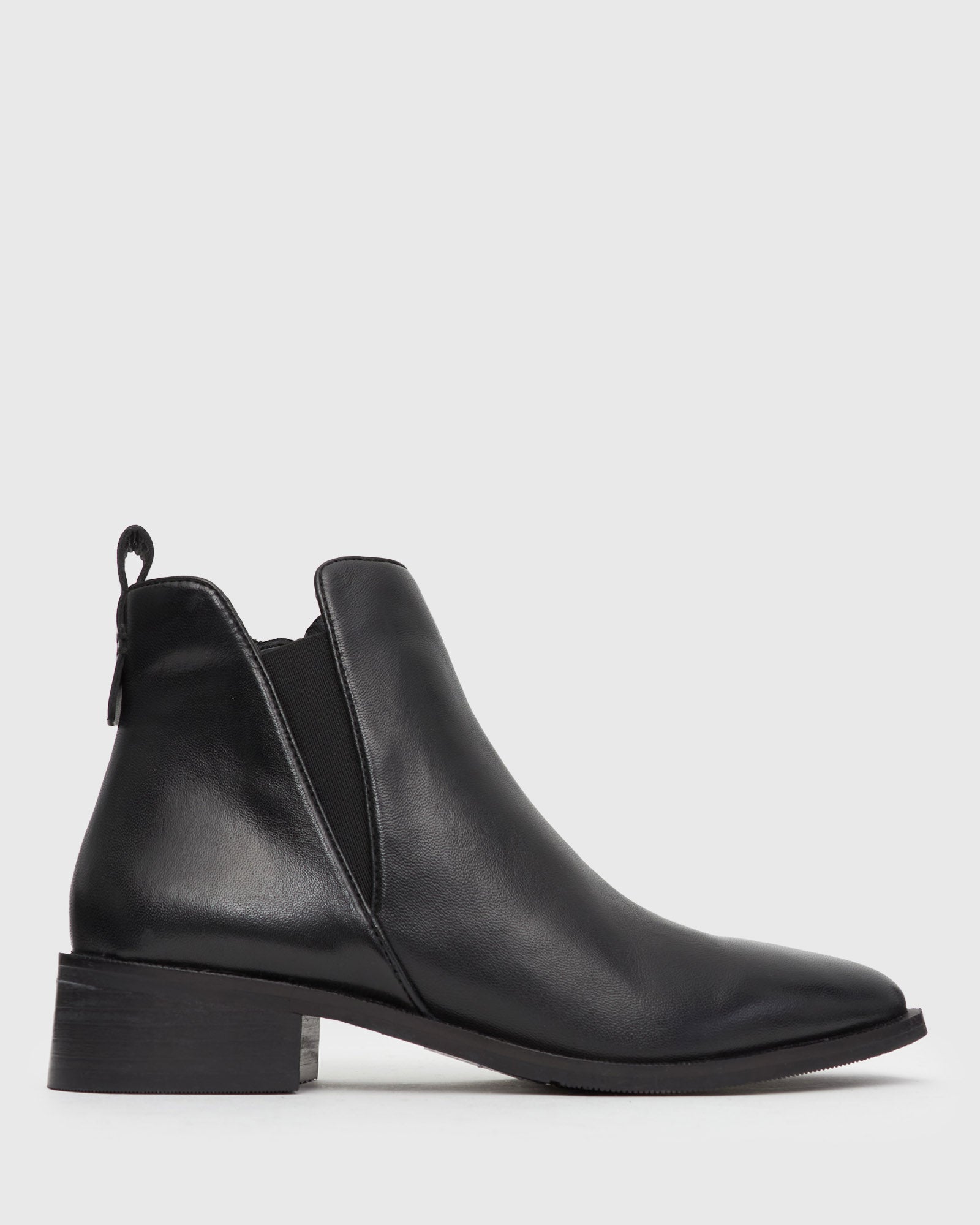 FAYE Leather Pointed Ankle Boots