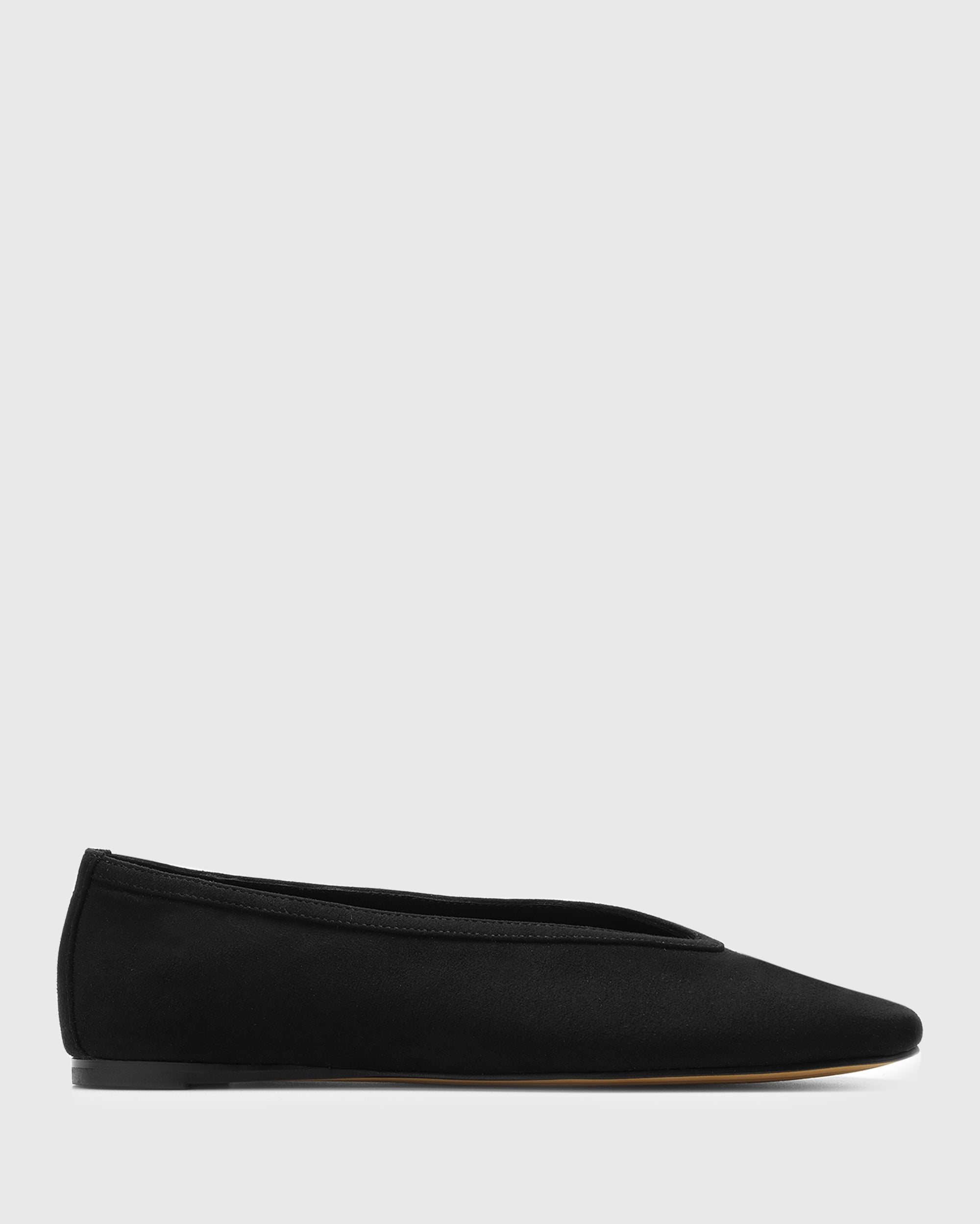 PRE-ORDER LENNOX Round Toe Ballet Flats