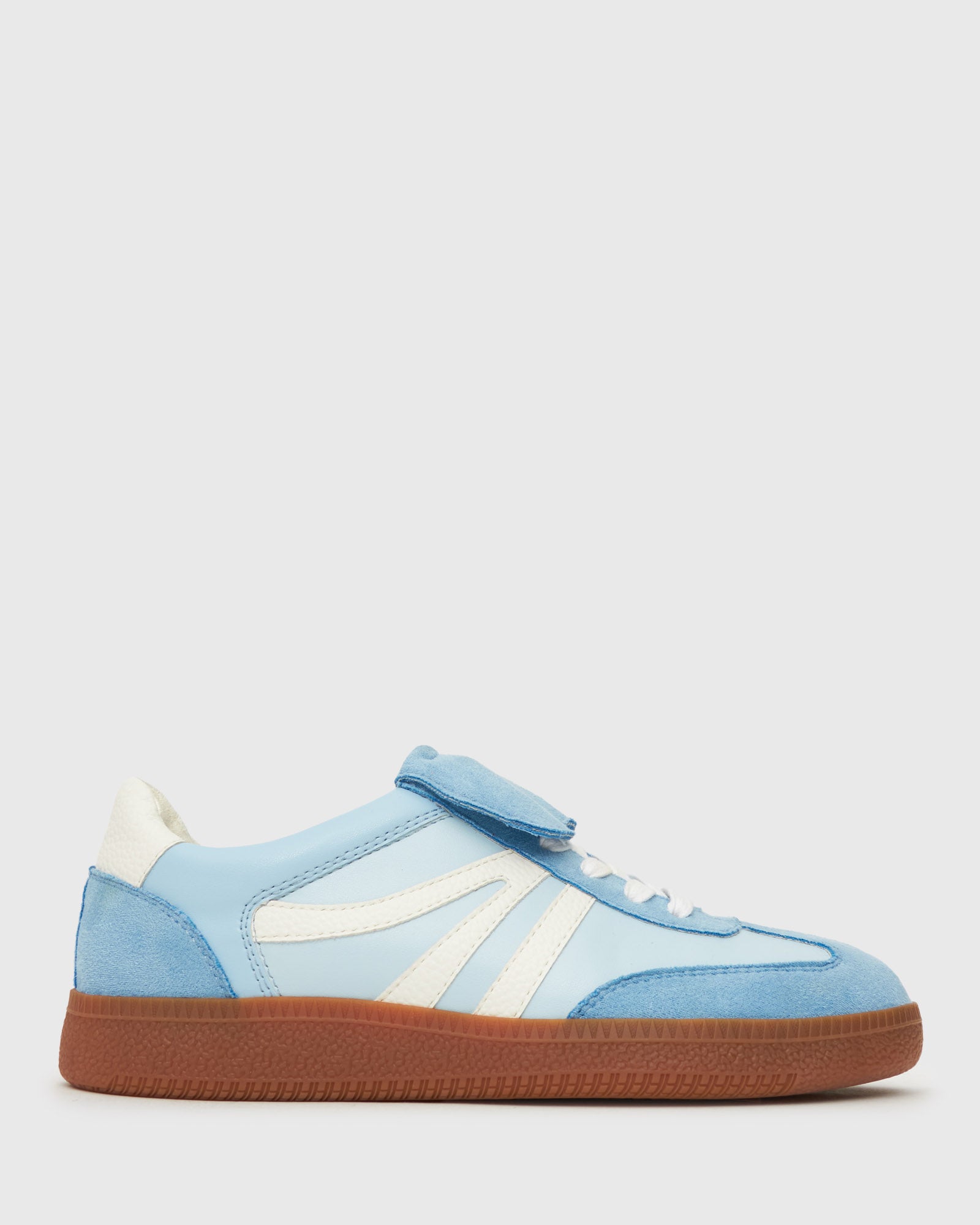 PRE-ORDER Wider Fit BUTTERSCOTCH Low-Top Lace-Up Sneakers