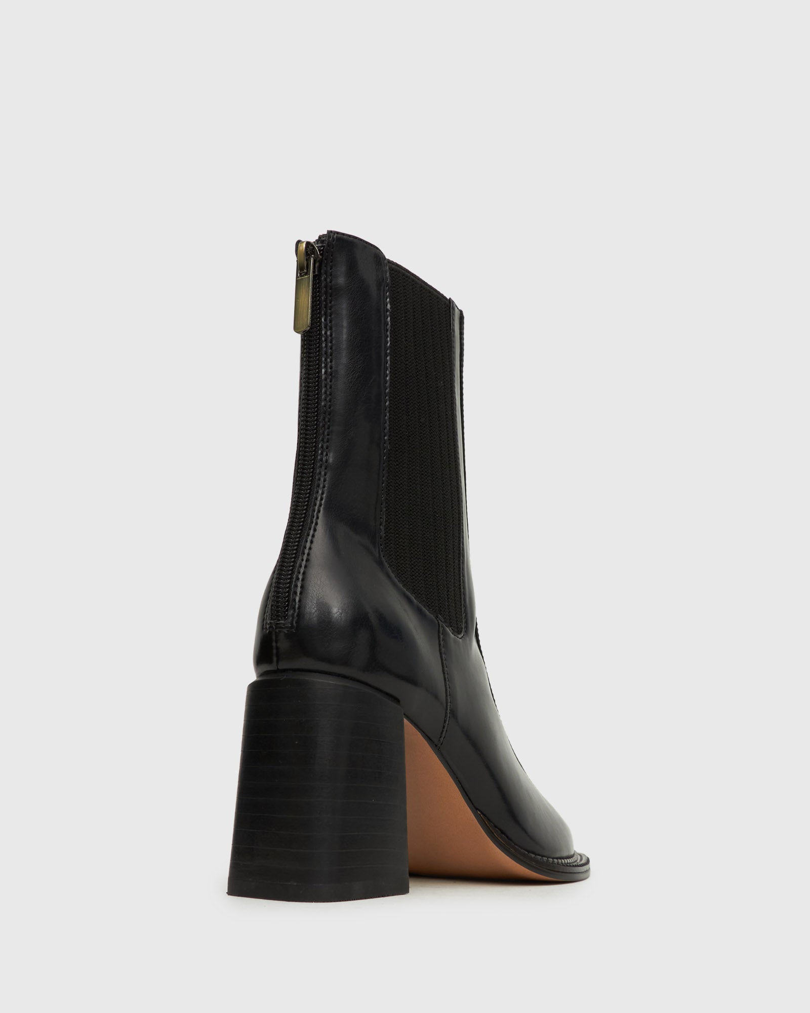 PRE-ORDER DOWNTOWN Block Heel Chelsea Boots